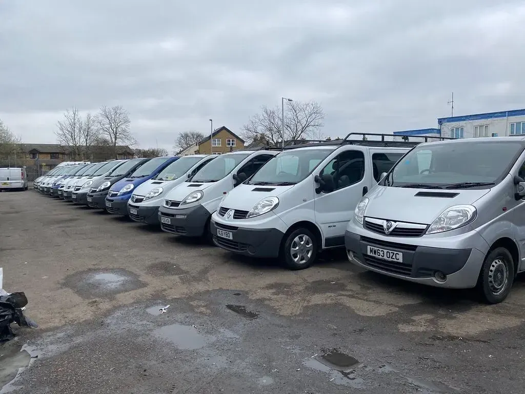 Used Vauxhall Vivaro 90 HP (66 kW) 2010 Silver MPV