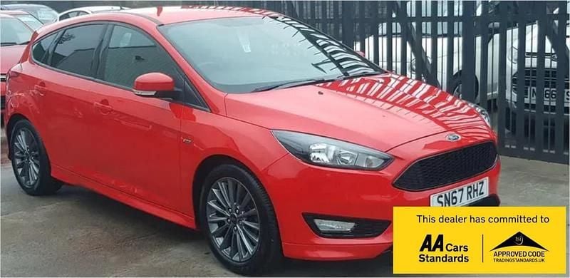 Used Ford Focus ST-Line 2017 Red Hatchback