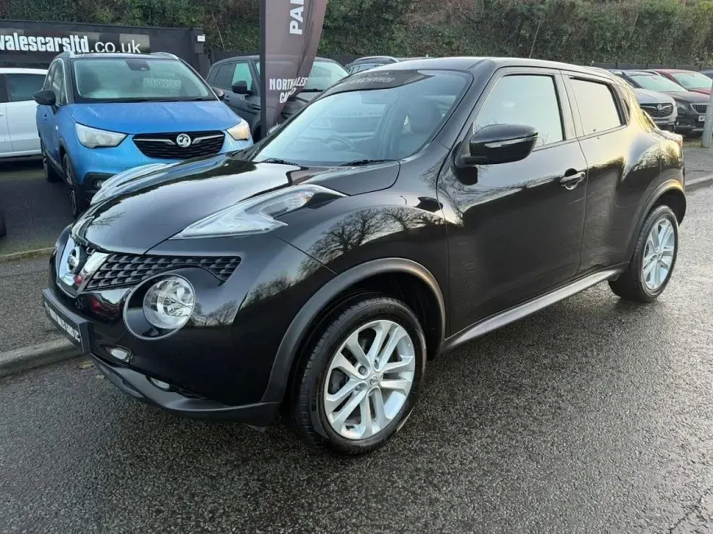 Używany Nissan Juke N-Connecta 2017 Czarny SUV