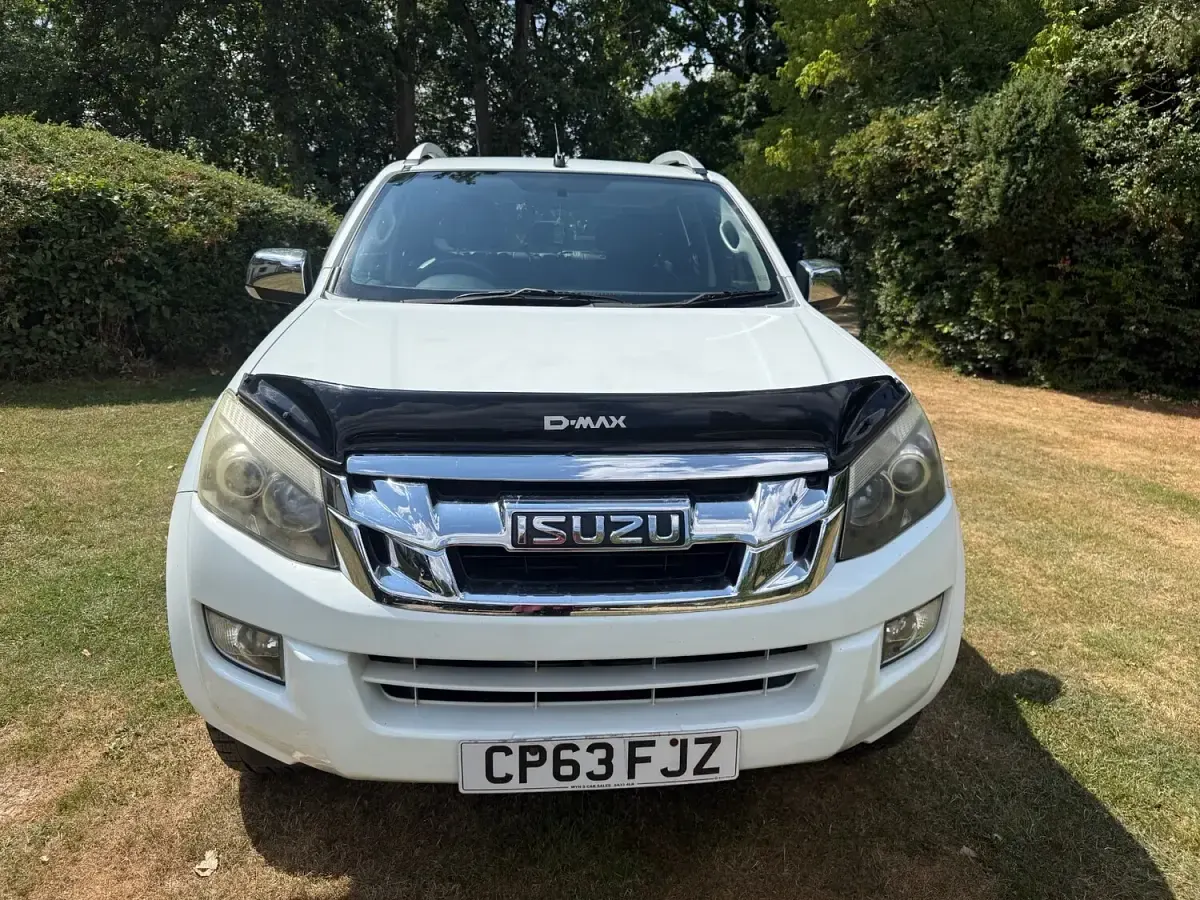 Used Isuzu D-Max 2013 White Pickup