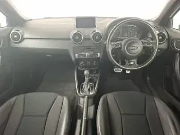 Używany Audi A1 S-Line 125 KM (91 kW) 2017 Biały Hatchback