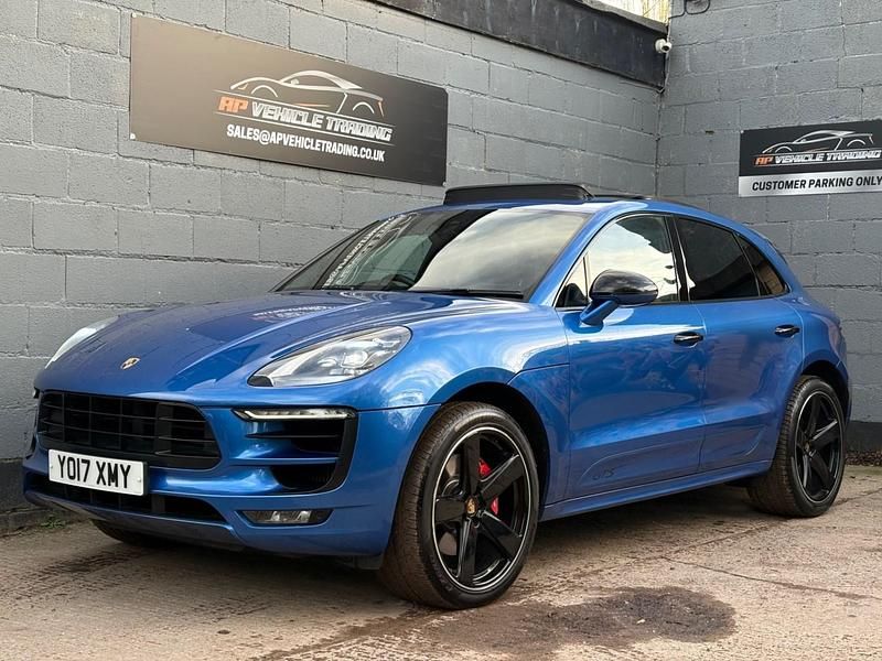 Used Porsche Macan GTS 355 HP (261 kW) 2017 Blue SUV