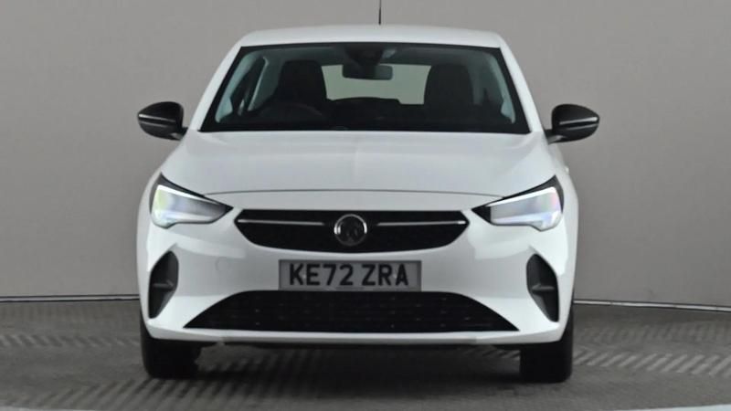 Used Vauxhall Corsa Design Edition 75 HP (55 kW) 2023 White Hatchback