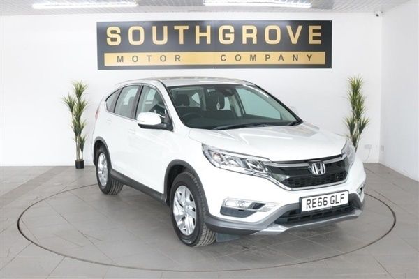 White Used 2016 Honda CR-V SE SUV | £9,389 (Good price) - Image 1/1