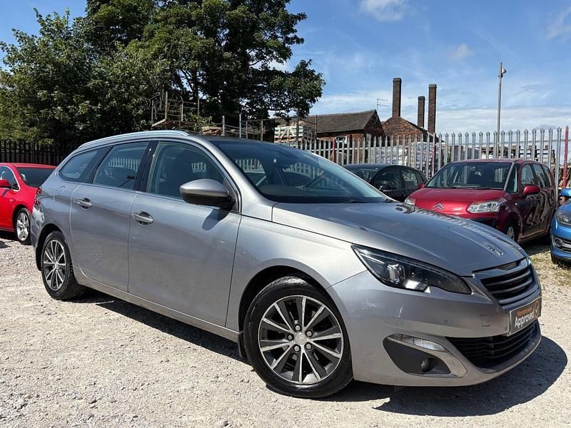 Grey Used 2015 Peugeot 308 Allure Estate | £3,295 (Fair price) - Image 1/4