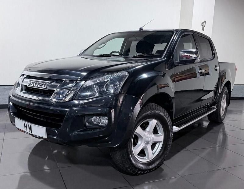 Used Isuzu Pick up 161 HP (118 kW) 2016 Black Pickup