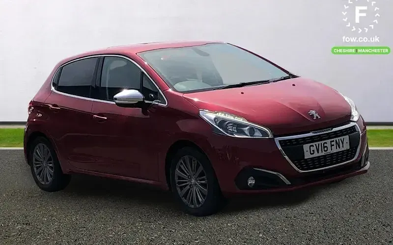 Używany Peugeot 208 Allure 110 KM (80 kW) 2018 Hatchback
