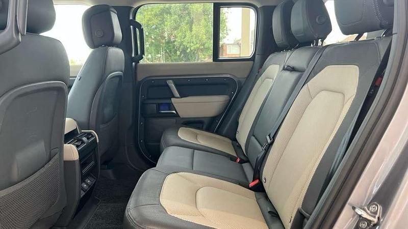 Used Land Rover Defender HSE Dynamic 249 HP (183 kW) 2023 Grey SUV
