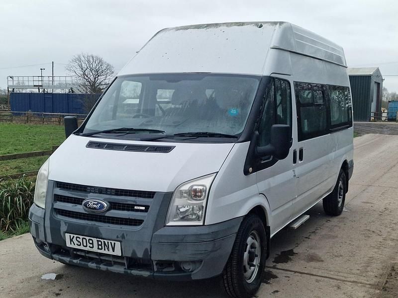 Used Ford Transit 115 HP (84 kW) 2009 White Van
