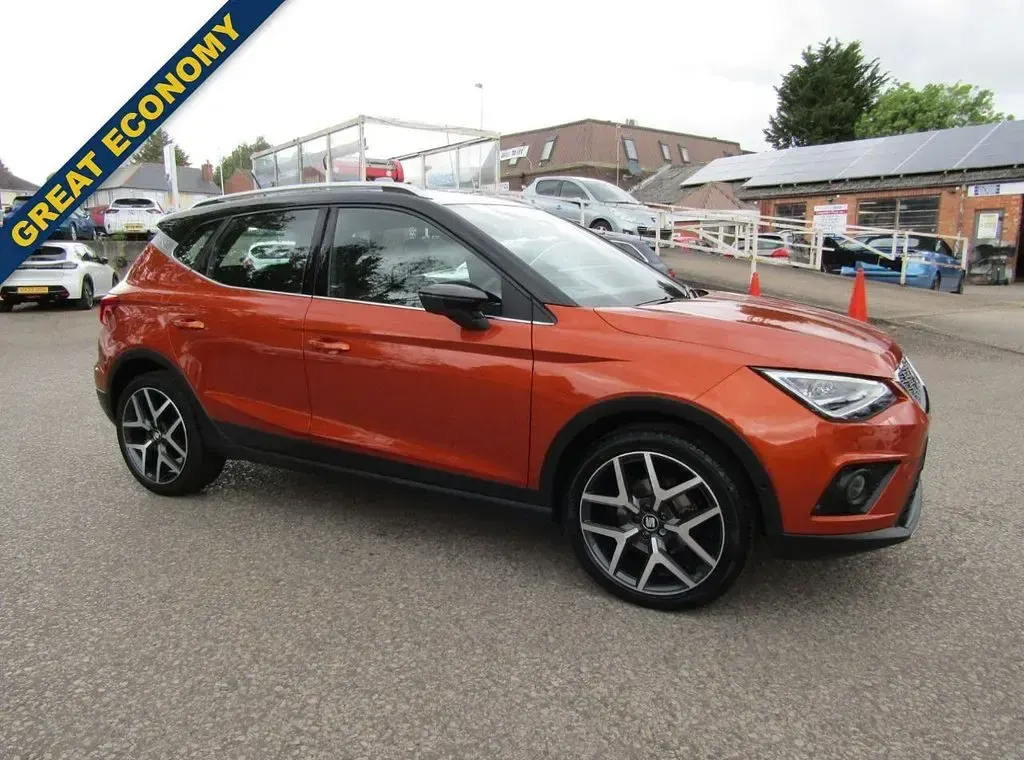 Used Seat Arona XCELLENCE Lux 95 HP (69 kW) 2020 Orange SUV