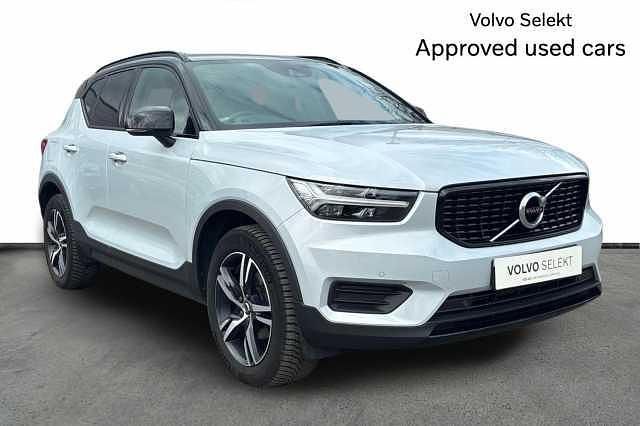 Used Volvo XC40 R-Design 161 HP (118 kW) 2022 Silver SUV