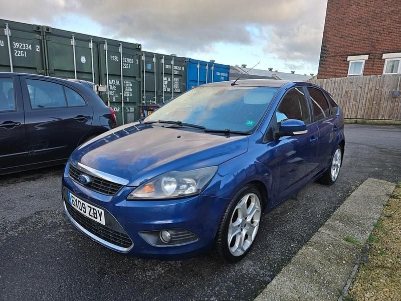 Blue Used 2009 Ford Focus Titanium Hatchback | £1,995 (Good price) - Image 1/4