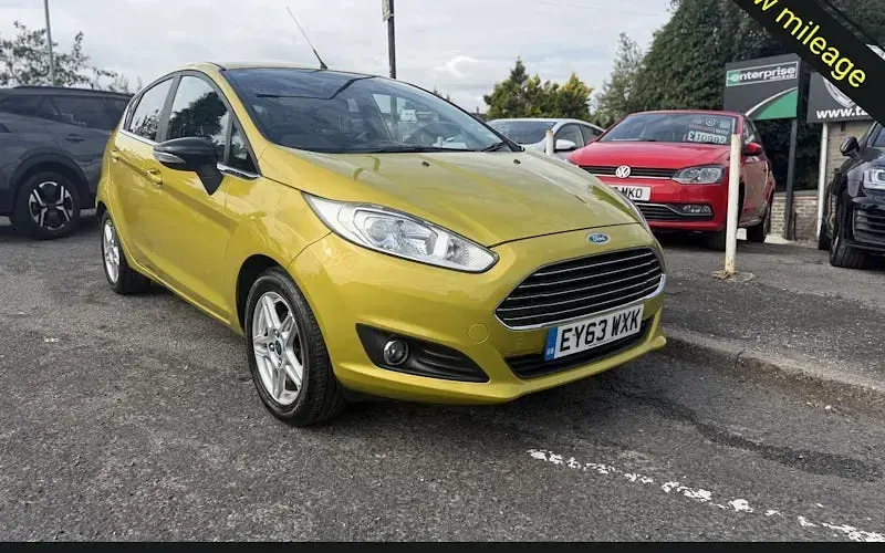 Used Ford Fiesta Zetec 82 HP (60 kW) 2013 Hatchback