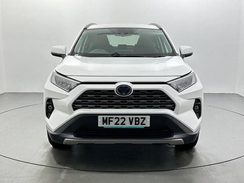 Used Toyota RAV4 218 HP (160 kW) 2022 White Estate