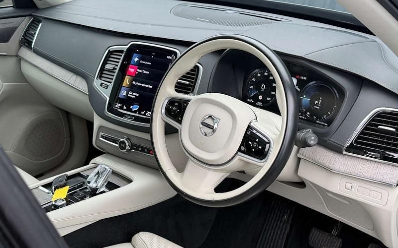 Used Volvo XC90 Inscription 455 HP (334 kW) 2021 Grey SUV