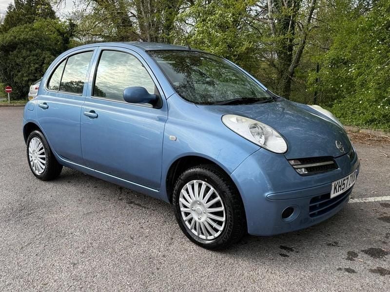 Begagnad Nissan Micra 79 HK (58 kW) 2007 Blå Halvkombi