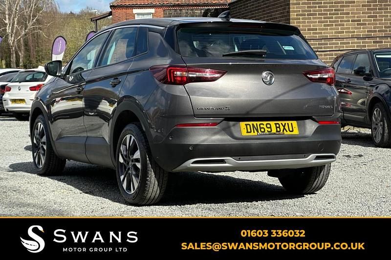 Used Vauxhall Grandland X Sport 130 HP (95 kW) 2019 Grey SUV