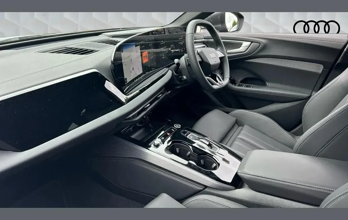 Used Audi A5 S-Line 200 HP (147 kW) 2025 Grey Estate