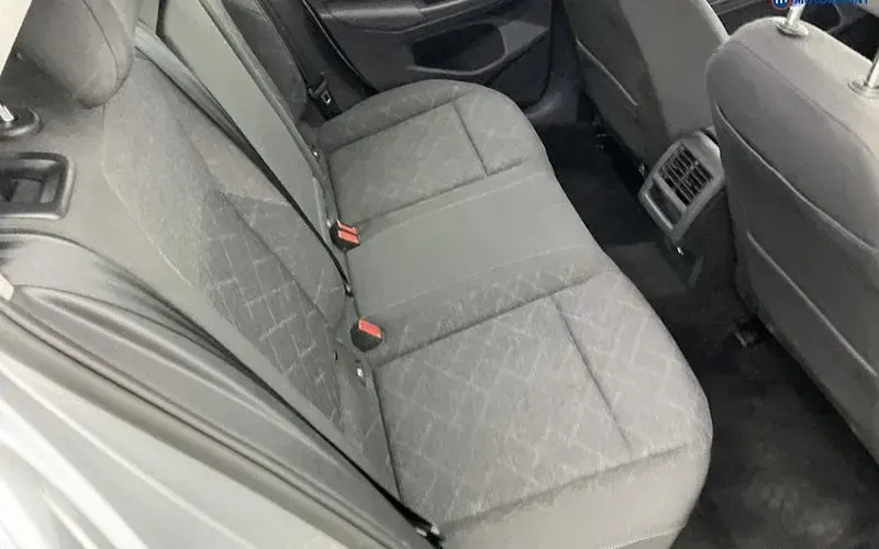 Used VW Golf VIII Life 131 HP (96 kW) 2023 Silver Hatchback