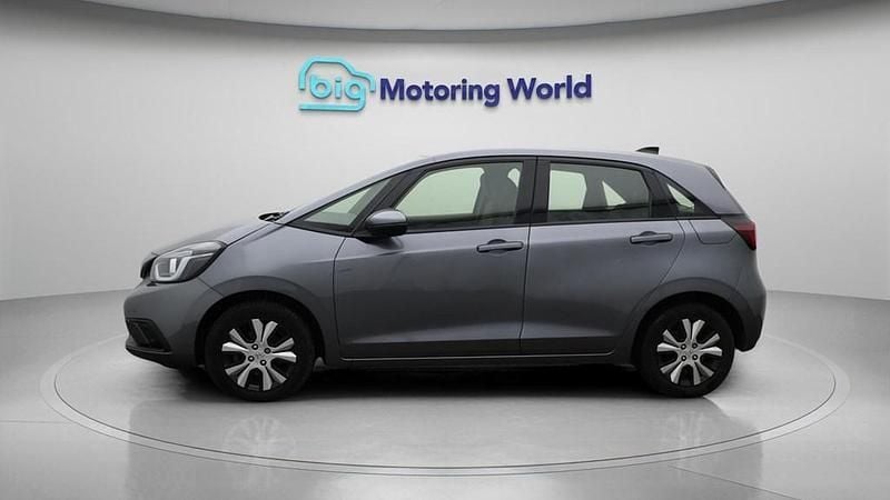 Used Honda Jazz Hybrid 109 HP (80 kW) 2022 Grey Hatchback