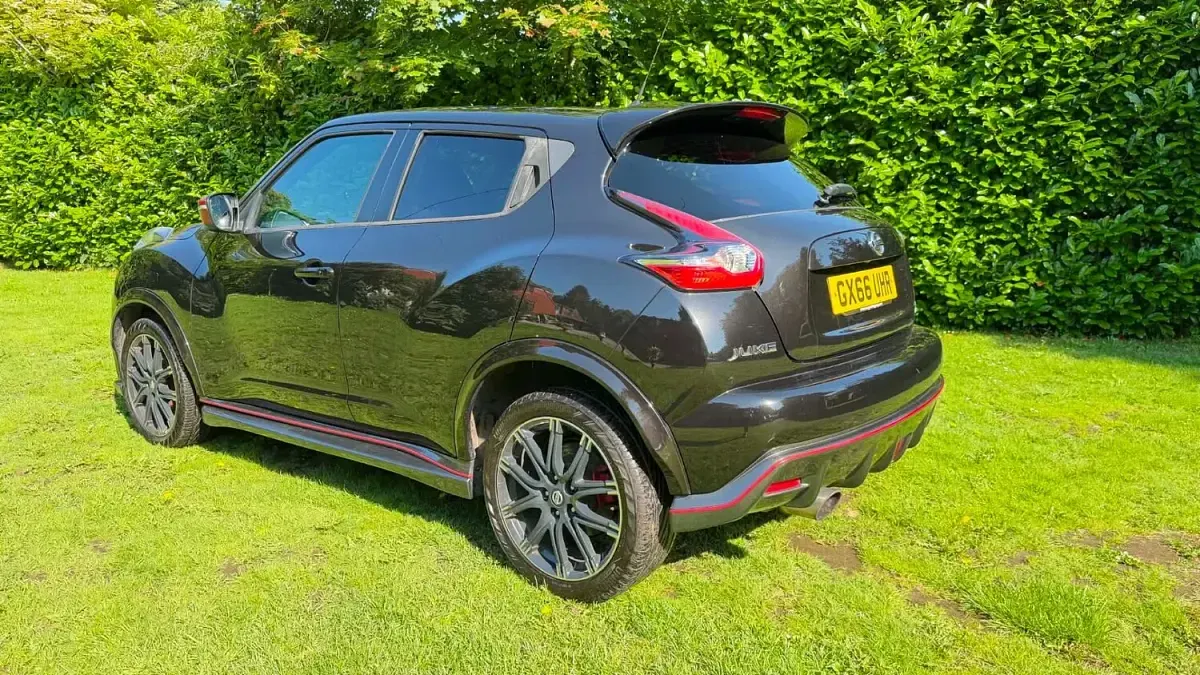 Used Nissan Juke Nismo RS 218 HP (160 kW) 2016 Black SUV