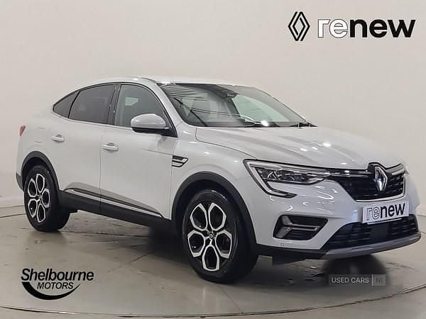 Id metallic pearl white Used 2024 Renault Arkana Techno SUV | £17,945 (Fair price) - Image 1/4