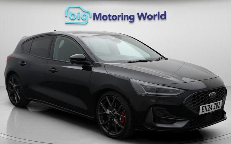 Black Used 2024 Ford Focus ST Hatchback | £27,200 (A bit pricey) - Image 1/4