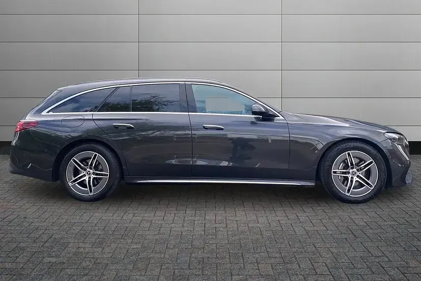 Used Mercedes E200 AMG line 223 HP (164 kW) 2025 Grey Estate