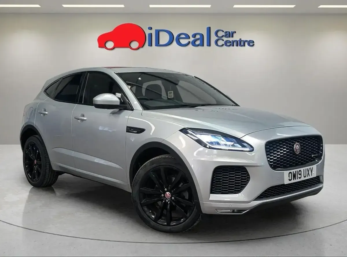 Używany Jaguar E-Pace R-Dynamic 180 KM (132 kW) 2019 Srebrny SUV
