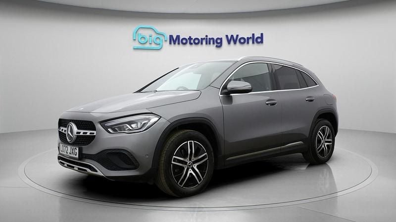 Used Mercedes GLA200 Executive 163 HP (119 kW) 2022 Grey SUV