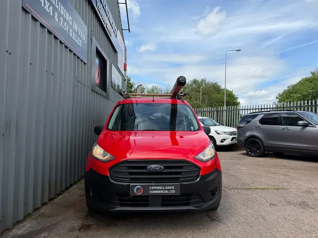 Used Ford Transit Connect 2021 Red MPV