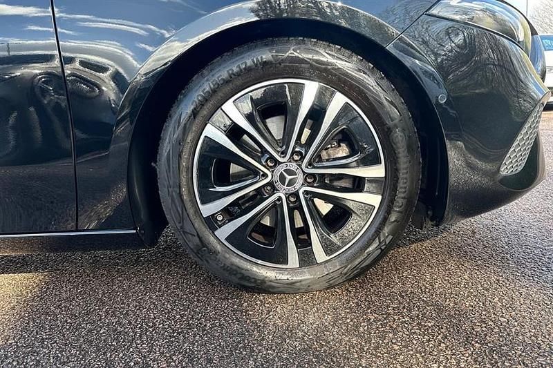 Used Mercedes A180 Executive 136 HP (100 kW) 2024 Black Hatchback