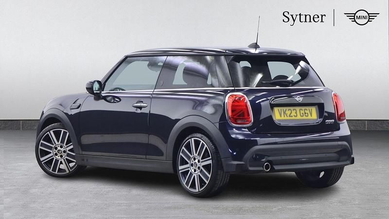 Used Mini Cooper Exclusive 134 HP (98 kW) 2023 Black Hatchback