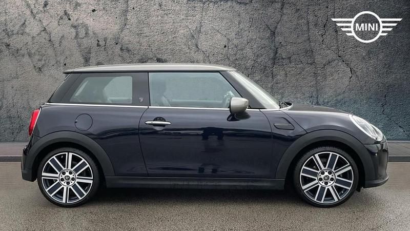 Used Mini Cooper Exclusive 134 HP (98 kW) 2023 Black Hatchback