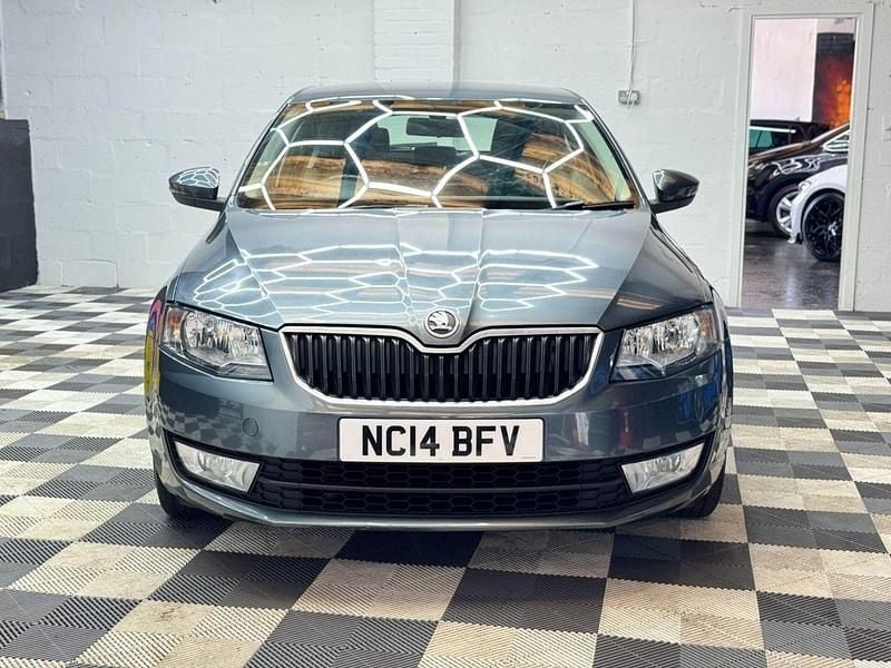 Used Skoda Octavia SE 105 HP (77 kW) 2014 Grey Hatchback