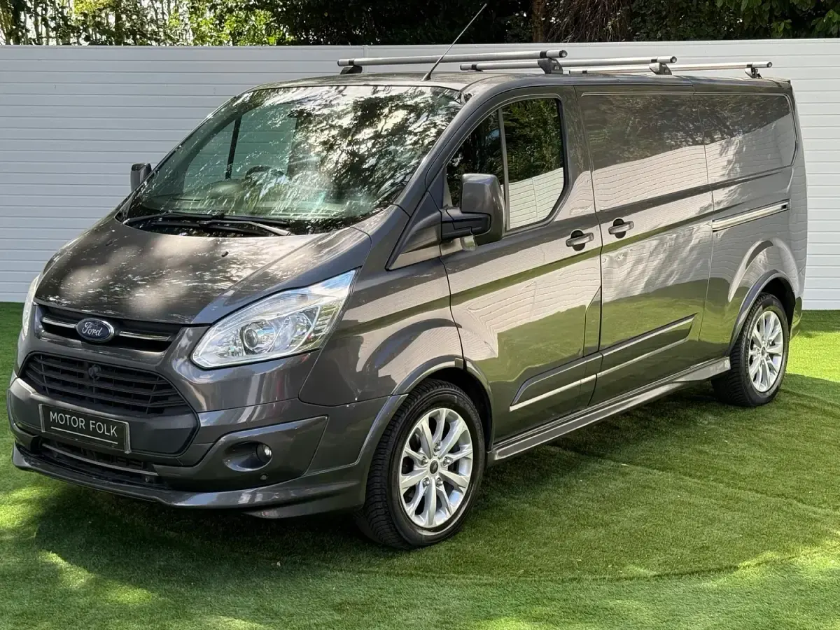 Used Ford Transit Custom Limited 170 HP (125 kW) 2016 Grey Van