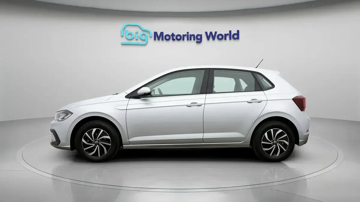 Used VW Polo S 95 HP (69 kW) 2023 Silver Hatchback