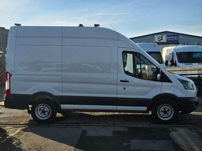 Begagnad Ford Transit 130 HK (95 kW) 2018 Vit Van