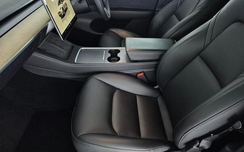 Used Tesla Model Y RWD 254 kW (346 HP) 2023 White SUV