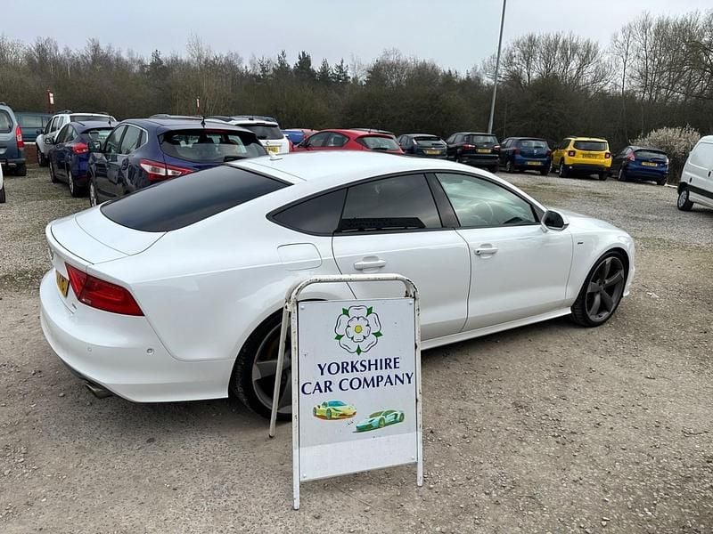 Used Audi A7 S-Line 2013 White Hatchback
