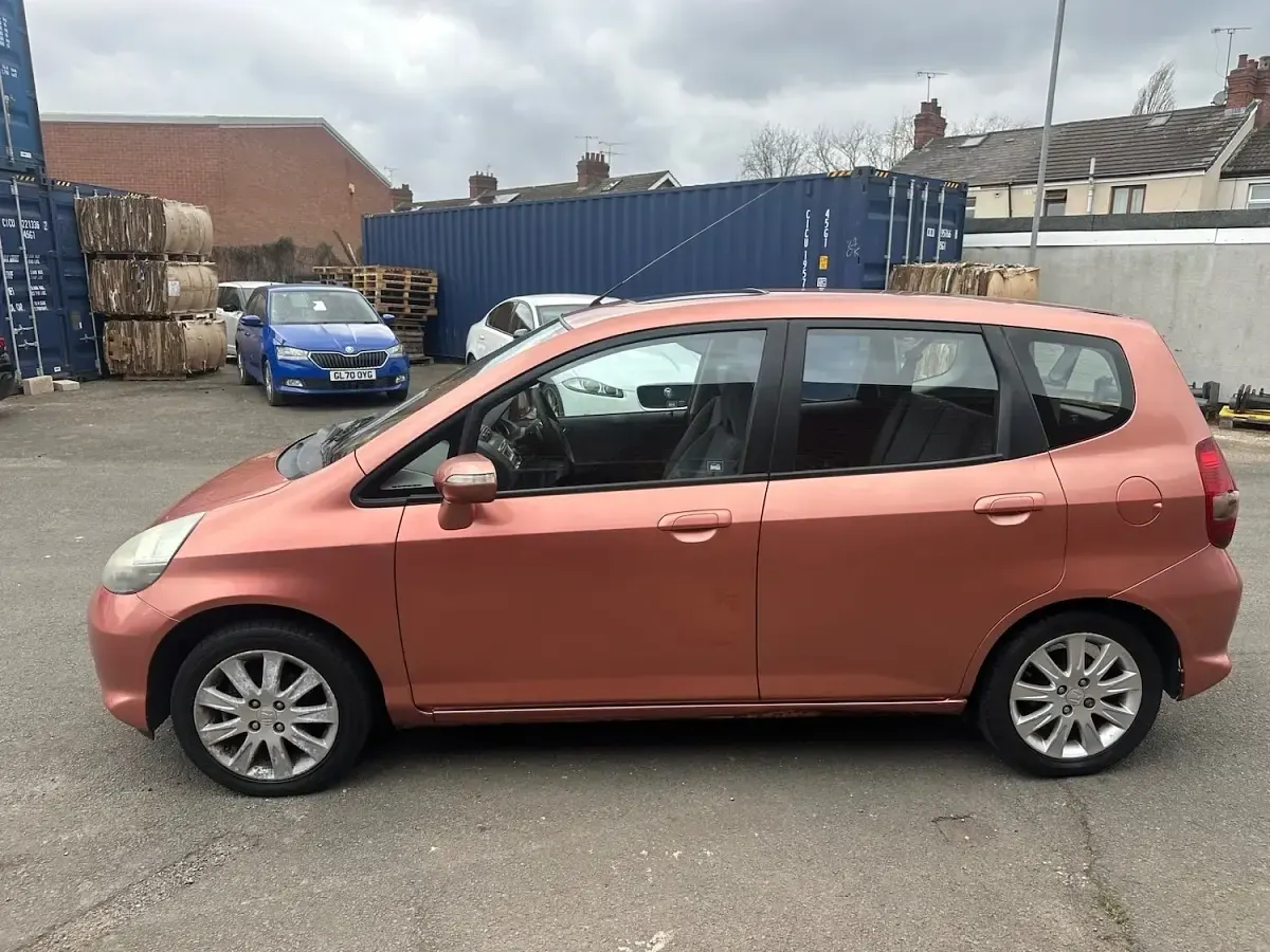 Used Honda Jazz SE 83 HP (61 kW) 2005 Orange Hatchback