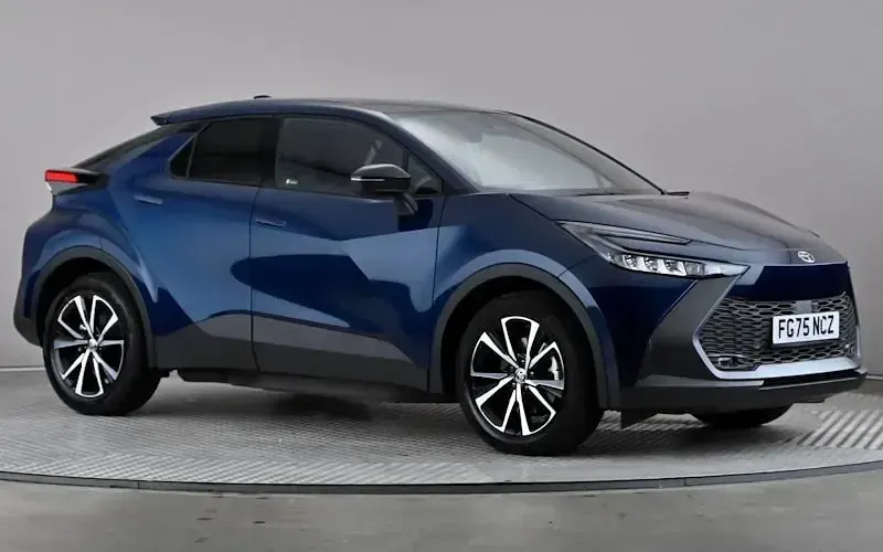 Used Toyota C-HR Design 223 HP (164 kW) 2025 SUV