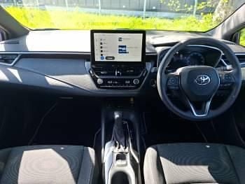 Usado Toyota Corolla 140 HP (102 kW) 2025 Azul Citadino