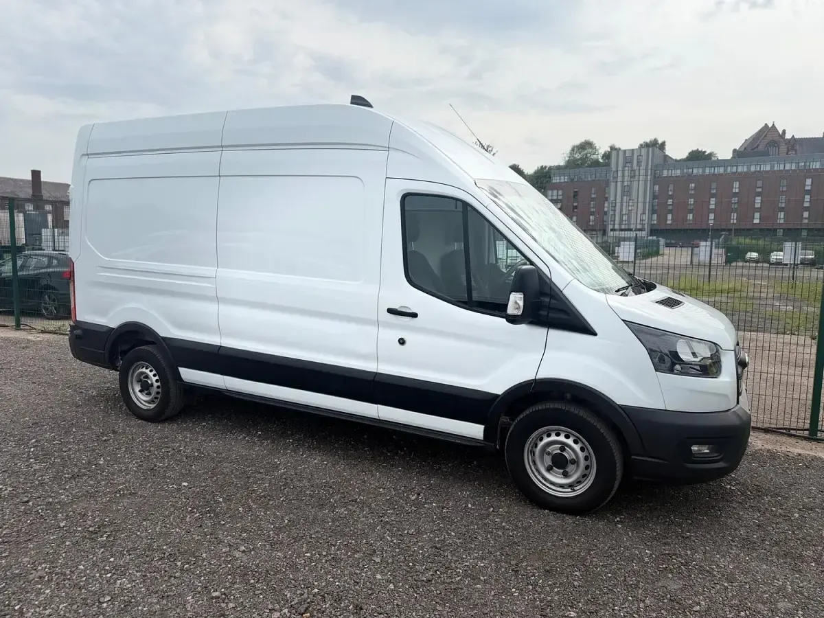 Used Ford Transit S 130 HP (95 kW) 2023 White Van