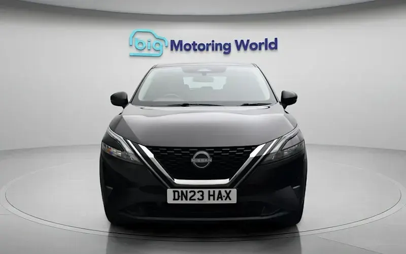 Used Nissan Qashqai Acenta Premium 140 HP (102 kW) 2023 Black SUV
