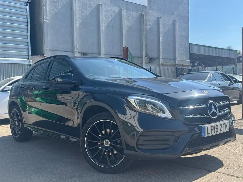 Black Used 2019 Mercedes GLA200 AMG line SUV | £17,900 (Fair price) - Image 1/4