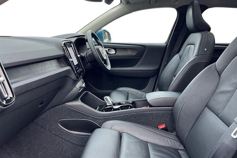 Used Volvo XC40 Ultimate 262 HP (192 kW) 2023 Fjord blue SUV