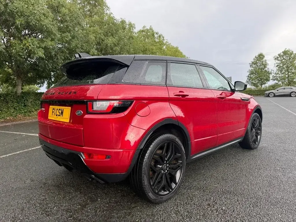 Used Land Rover Range Rover evoque HSE Dynamic 180 HP (132 kW) 2016 Red SUV