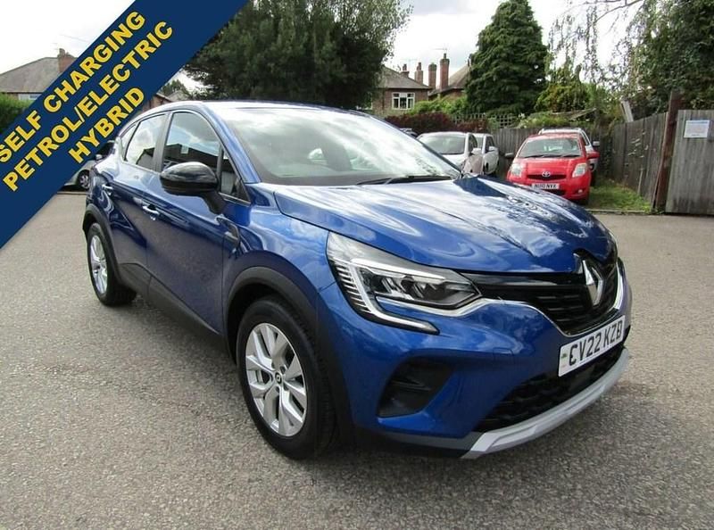 Blue Used 2022 Renault Captur Iconic SUV | £15,750 (Fair price) - Image 1/3