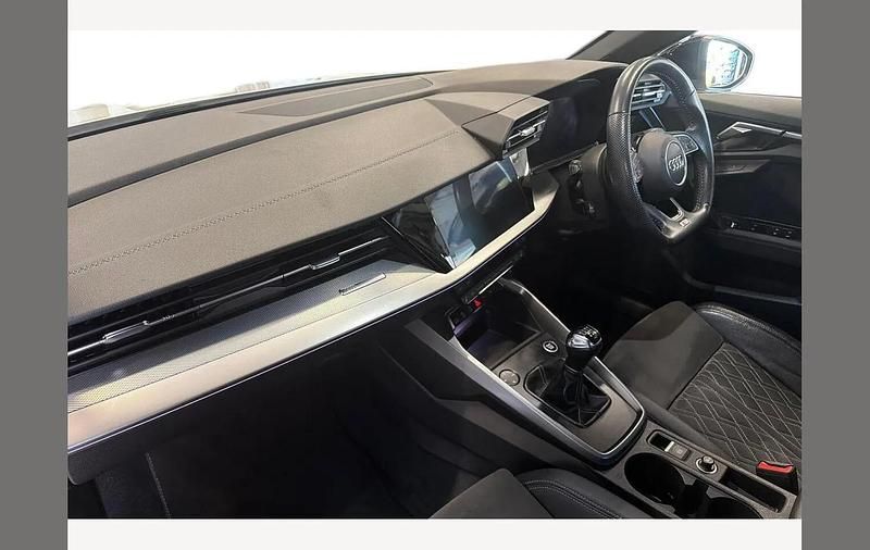 Used Audi A3 Comfort 150 HP (110 kW) 2020 Ibis white Sedan